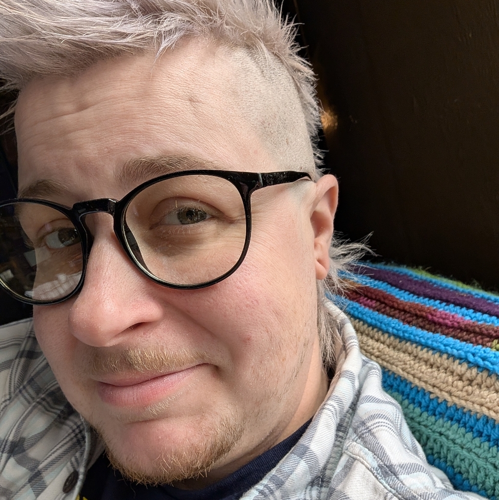 Meet your Posher, Cam